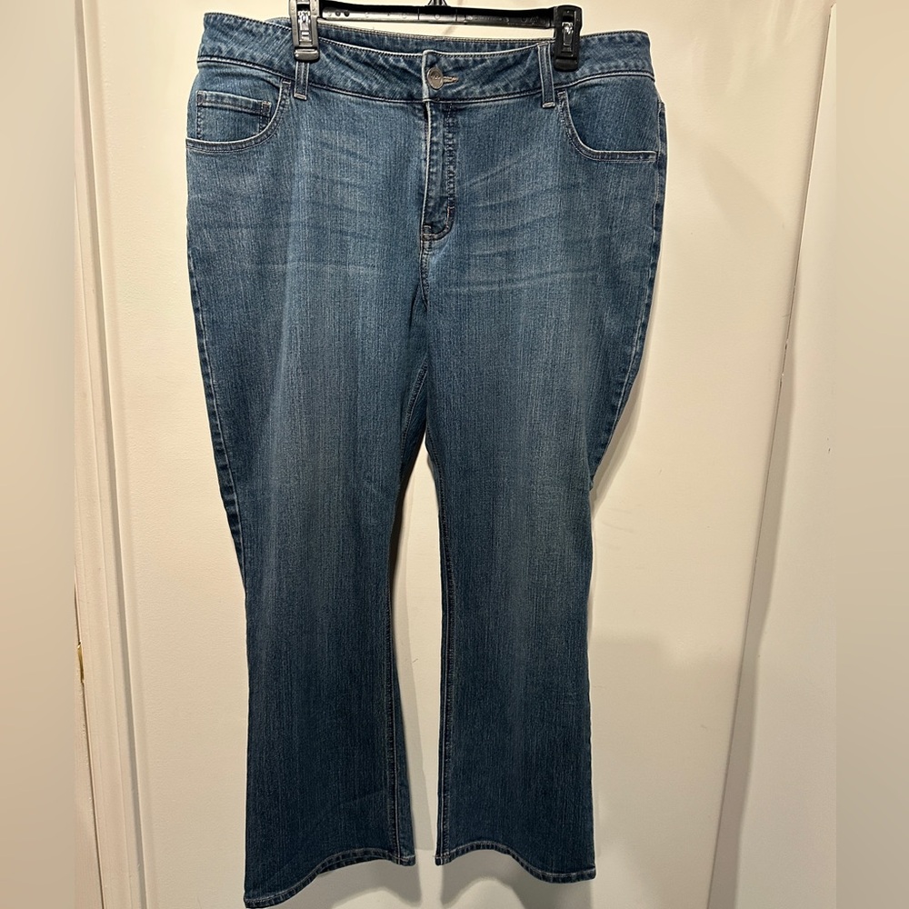 Riders by Lee Women's Midrise Blue Boot Cut Jeans